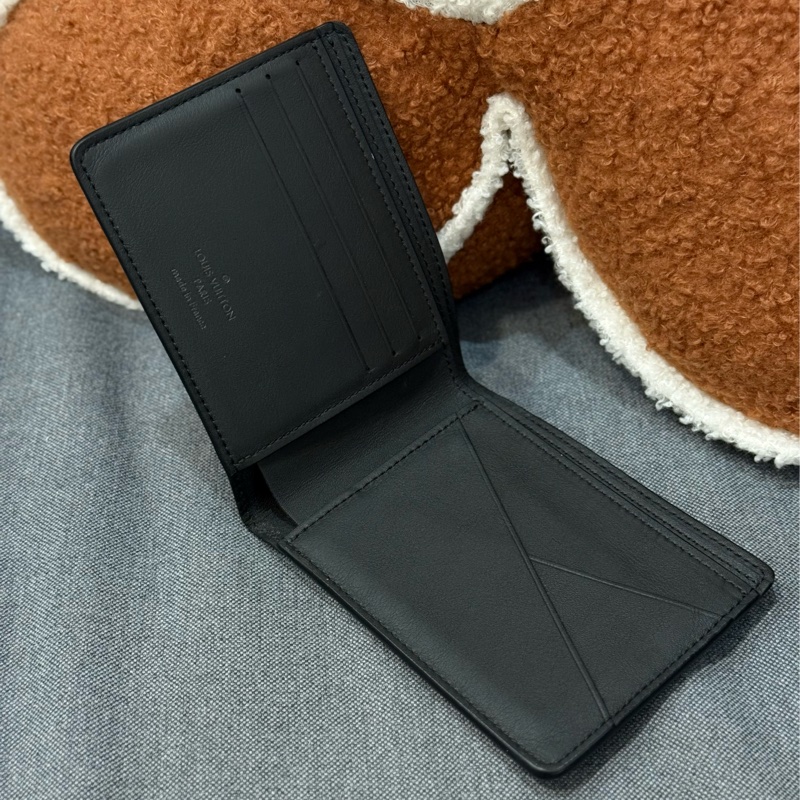 Lv黑壓紋短夾✨最新晶片款-12