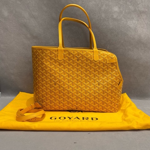 Goyard戈雅tote 22年生產，尺寸33.5*15*27cm 附件：塵袋