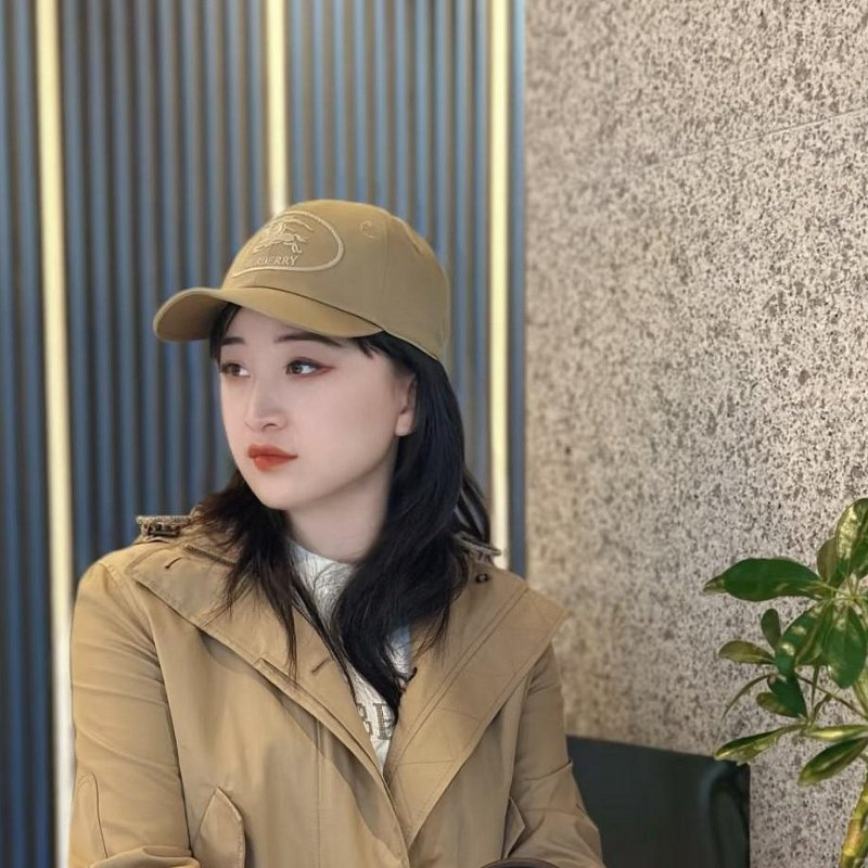 💎Han's house精品服飾💎 BURBERRY 刺繡 戰馬 帽子 義大利製 現貨M 原價13500-6