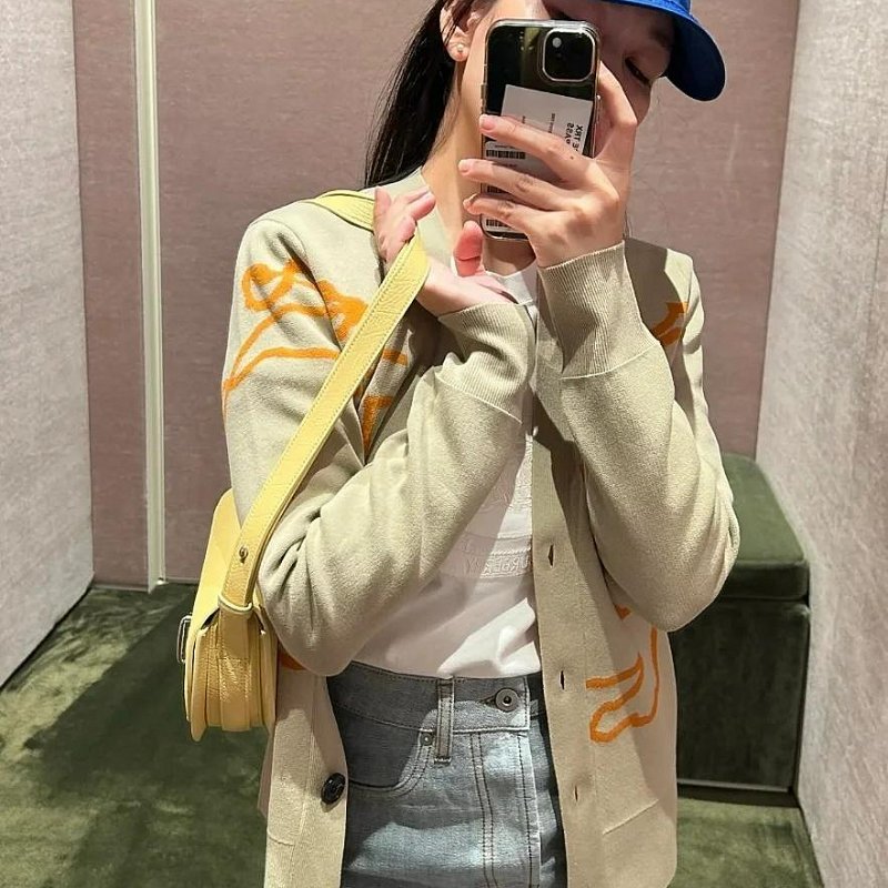 💎Han's house精品服飾💎BURBERRY 刺繡 戰馬 內裡 格紋 帽子 義大利製 現貨M 原價13500-3