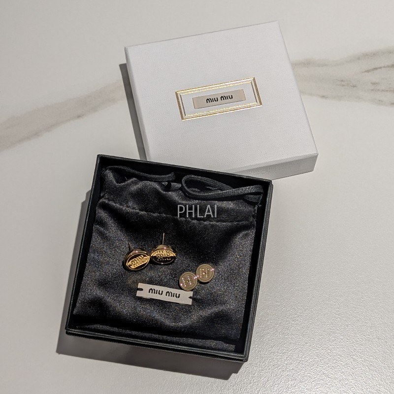Miu Miu 經典Logo 金屬耳環 (金色)-0