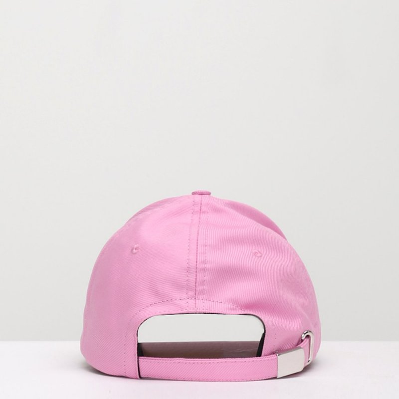 💎Han's house精品服飾💎BURBERRY 刺繡字 帽子 義大利製 ~現貨M 原價14900-4