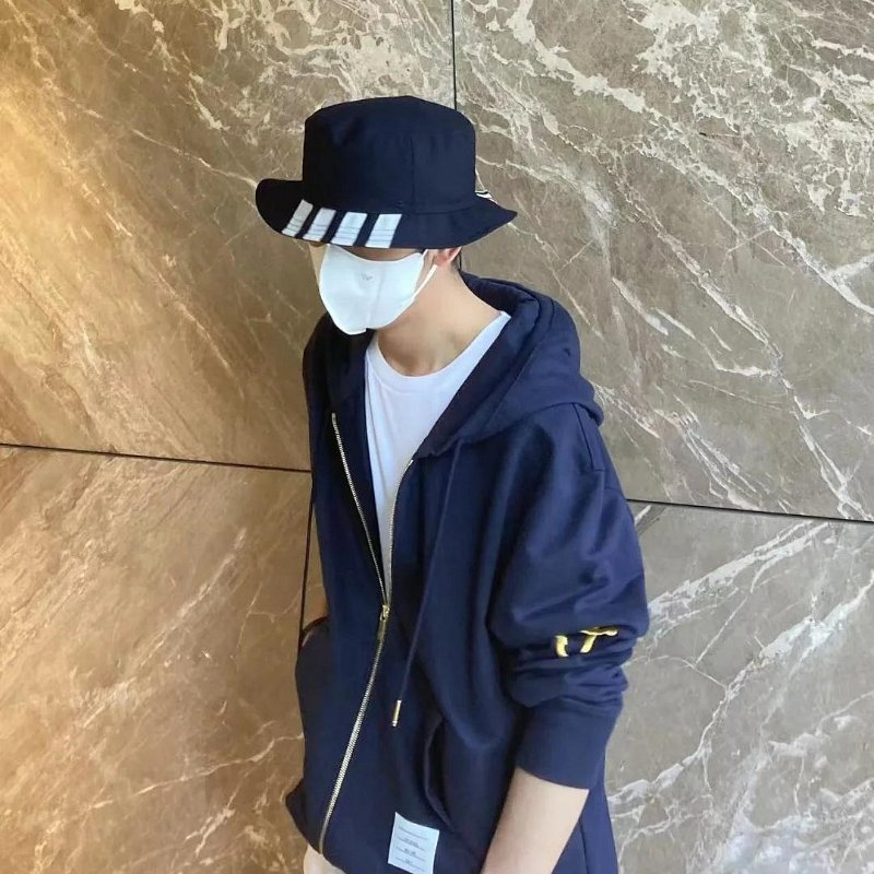 💎Han's house精品服飾💎THom Browne TB 4槓 漁夫帽 帽子-1