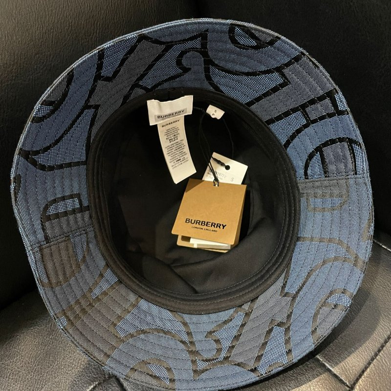 💎Han's house精品服飾💎 BURBERRY TB 格紋 漁夫 帽子 男女可帶 雙面戴 原價13500-4