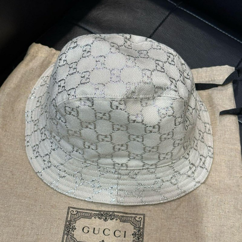 💎Han's house精品服飾💎GUCCI 滿版 刺繡 反光銀線 老花 漁夫帽 帽子-0