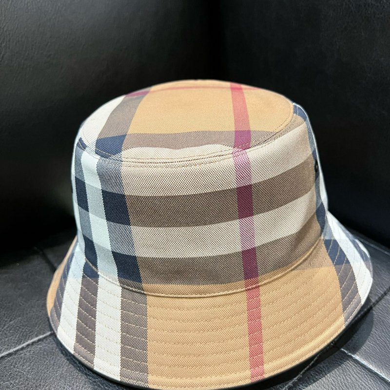 💎Han's house精品服飾💎BURBERRY 格紋 漁夫 帽子 男女可帶 原價14900-0