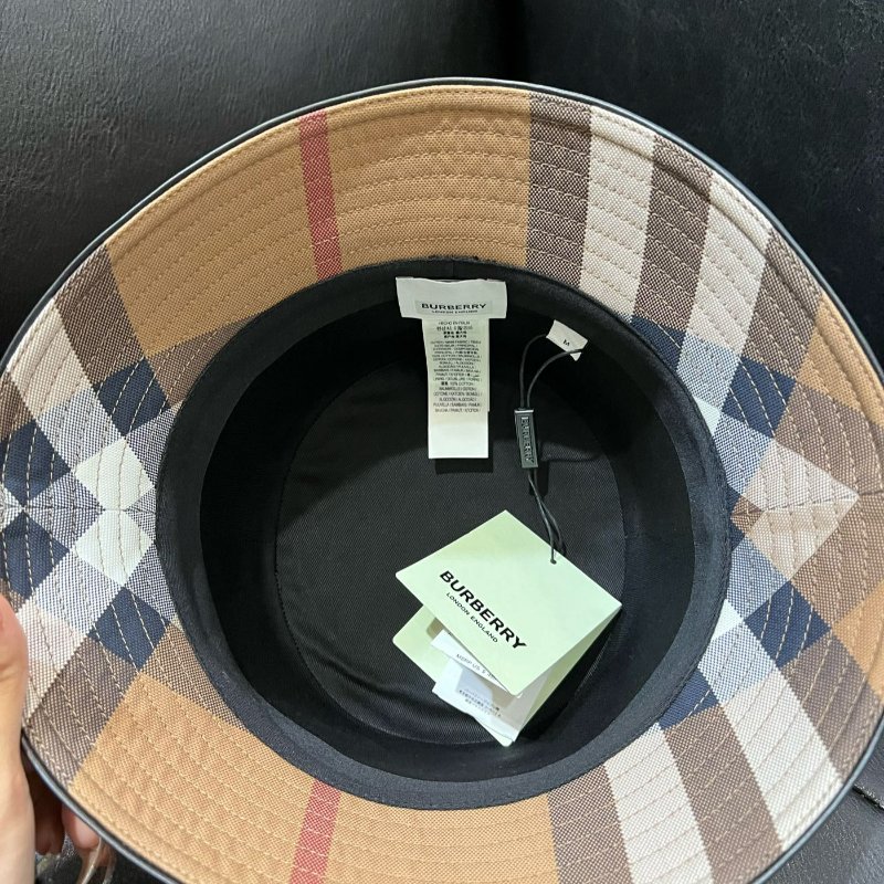 💎Han's house精品服飾💎BURBERRY 格紋 漁夫 帽子 男女可帶 原價14900-1