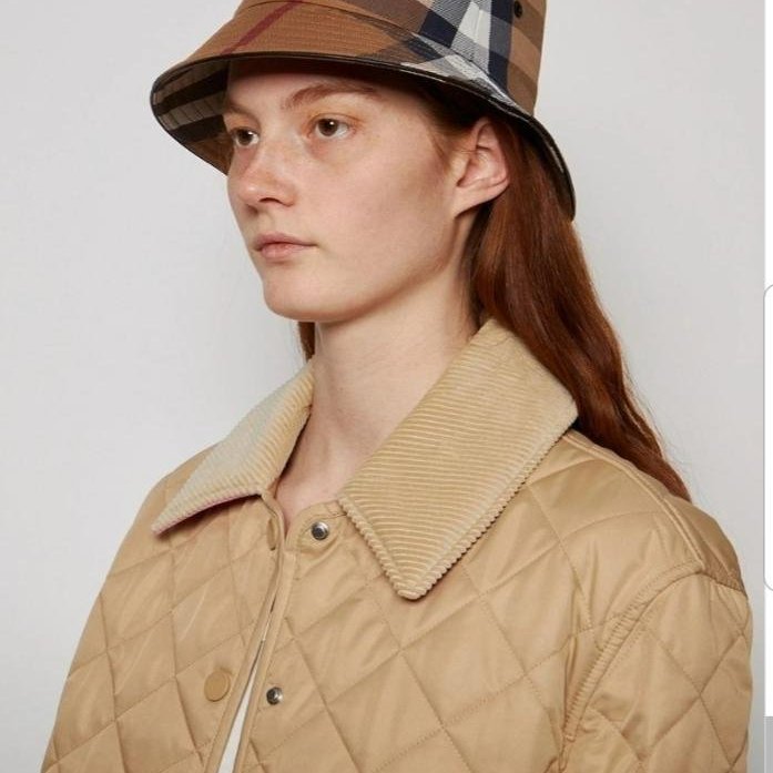 💎Han's house精品服飾💎BURBERRY 格紋 漁夫 帽子 男女可帶 原價14900-2