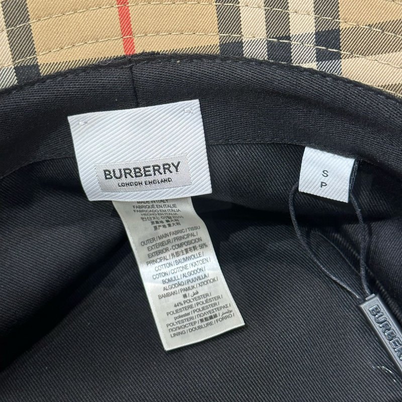 💎Han's house精品服飾💎 BURBERRY TB 格紋 漁夫 帽子 男女可帶 原價12500-2