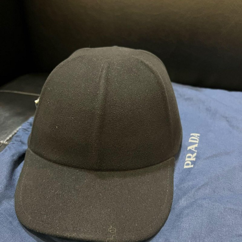 💎Han's house精品服飾💎PRADA LOGO 羊毛 帽子 現貨 原價22500-1