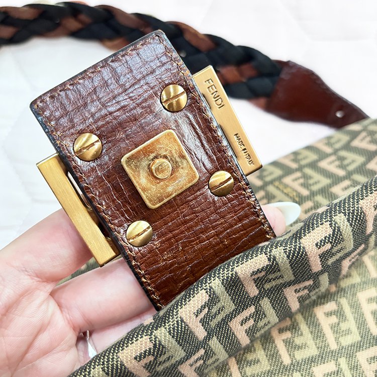 FENDI 少見 編織背帶 雙色老花 腋下包 綠 Vintage-6