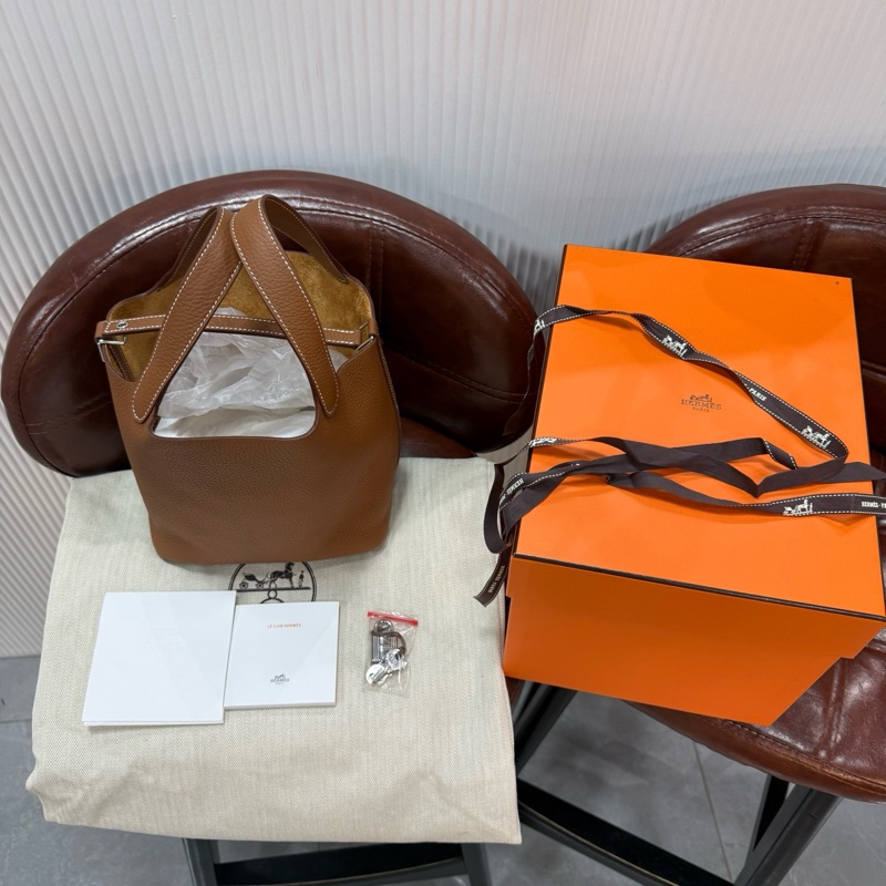 99新HERMES 愛馬仕 Picotin 18 小號菜籃子 金棕 銀扣 TC皮-17