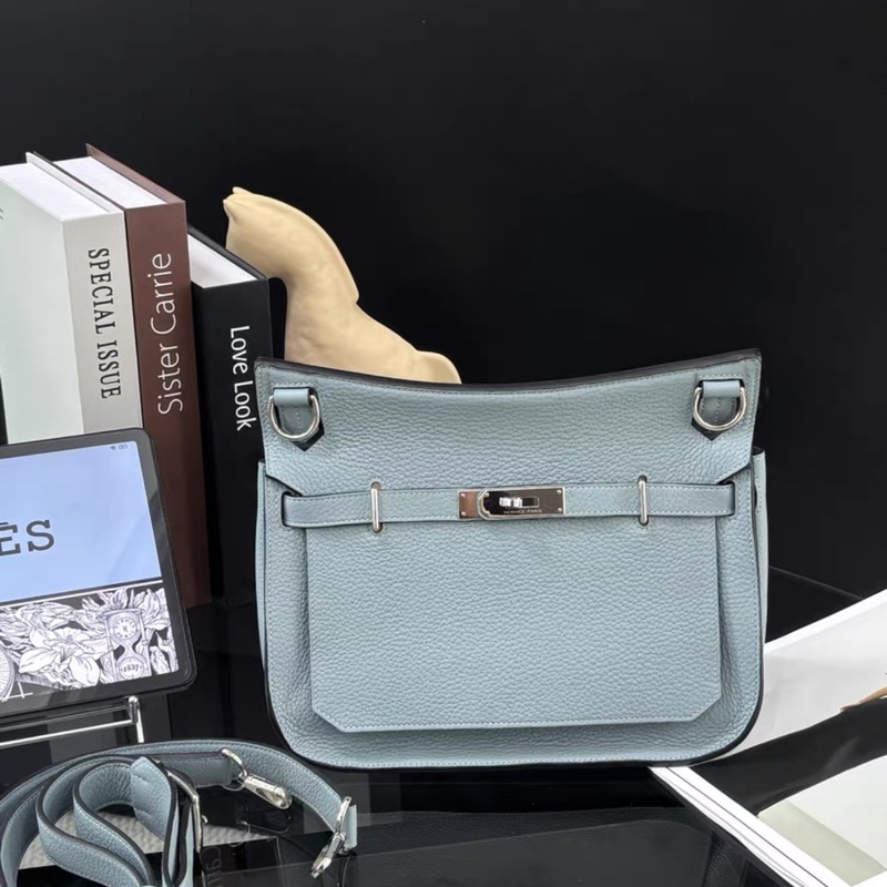 請先確認有貨再拍🩷 Hermes Jypsisere 吉普赛28，天青色银扣，TC皮，-1