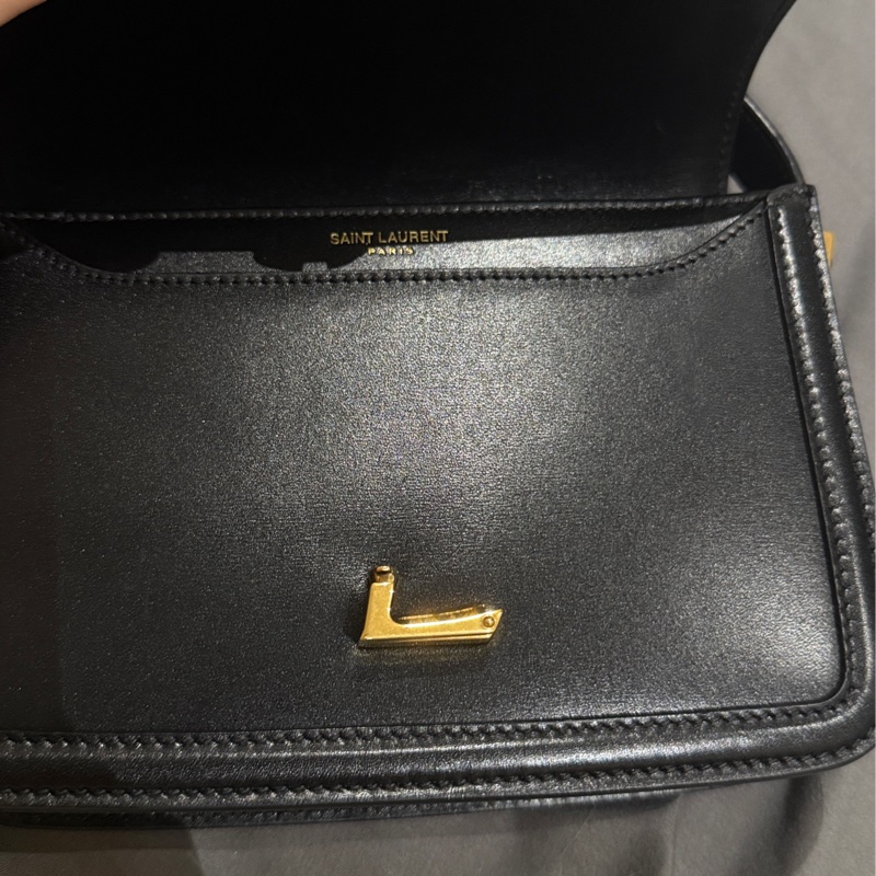 Saint Laurent 聖羅蘭黑金豆腐包-10