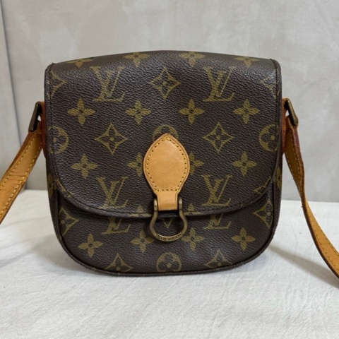 Louis Vuitton路易威登（LV）老花馬鞍包Monogram Saint Cloud PM 肩背包