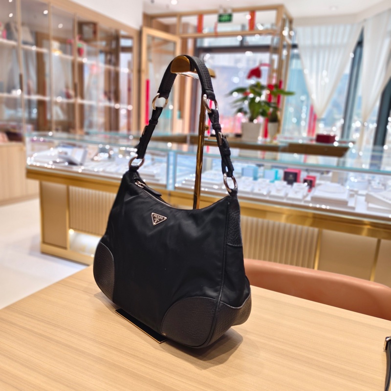 普拉達 Prada 黑銀尼龍拼皮機車hobo腋下包，🈚附件-5