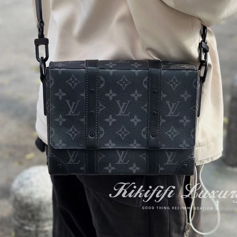 帥翻天😎實用款99新🆕Lv路易威登全黑老花trunk黑武士盒子包郵差包單肩斜挎包-3