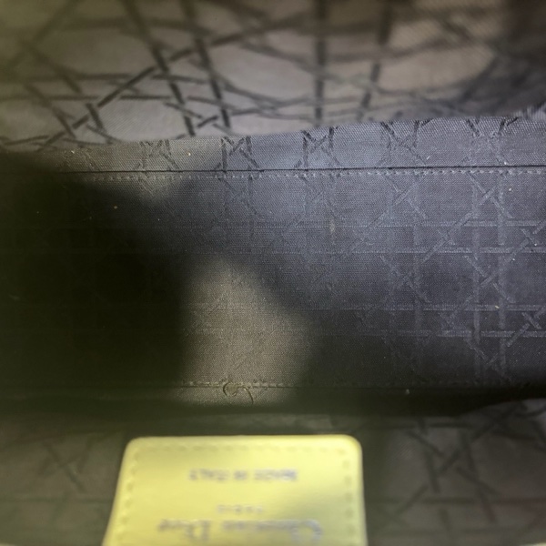 迪奧/Dior 戴妃五格銀扣羊皮小雞黃13年編碼 尺寸:24*20*11-10