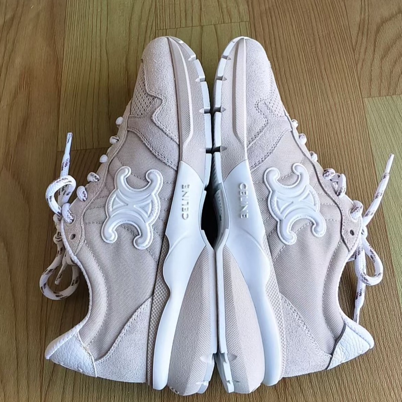 閒置新CELINE賽琳 新款凱旋門Runner 小牛皮 圓頭系帶 低幫 生活休閒鞋 女款 米色 尺碼：37 碼-2
