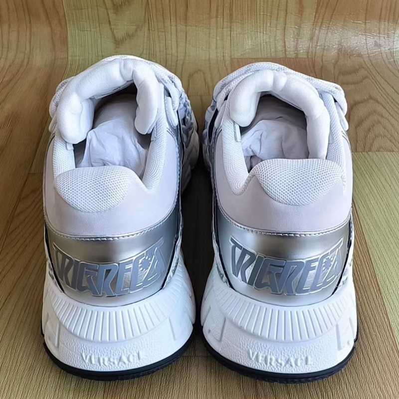 閒置新 未使用 Versace範思哲 Trigreca 潮流 低幫 運動休閒鞋 男款 白 尺碼：40 碼-4