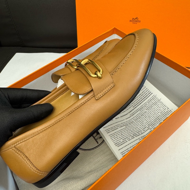 閒置未使用 愛馬仕/Hermes  樂福鞋 37 碼 放置痕跡 介意勿拍-1