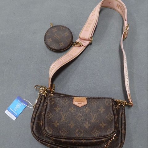 Louis Vuitton路易威登 五合一 粉肩帶 芯片款