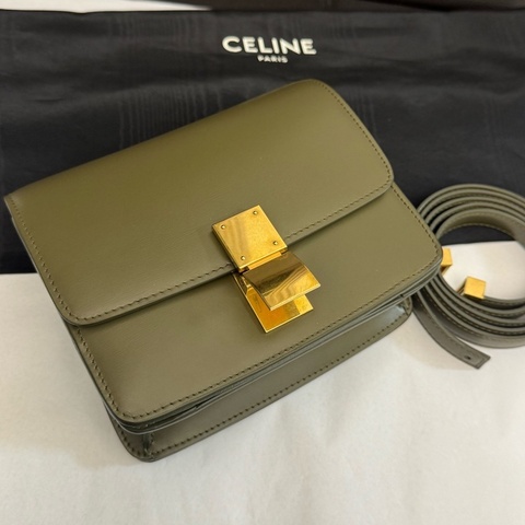 Celine 賽琳 mini box 墨綠色 附件：塵袋
