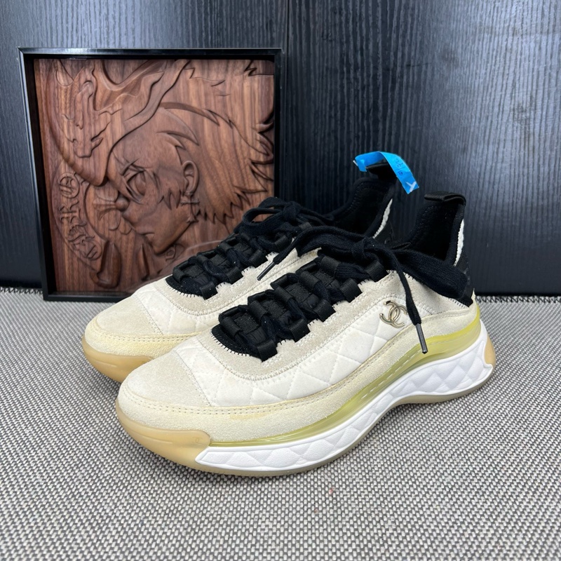 Chanel香奈兒 麂皮拼接運動鞋 35.5 碼-0