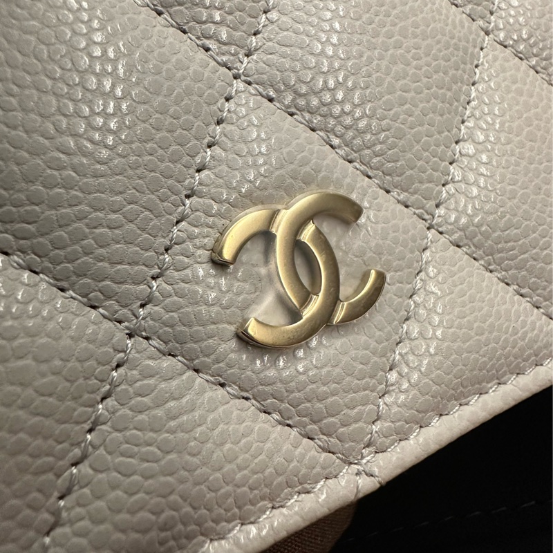 CHANEL 菱格紋荔枝紋牛皮奶茶色淡金拉鍊零錢包-6