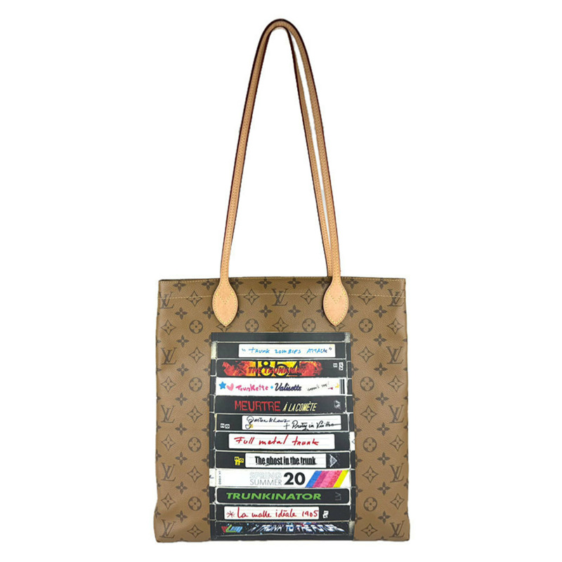 路易威登 (Louis Vuitton) LOUIS VUITTON 單肩包 Monogram Reverse Carry It 影片印花棕色 男女款 M45198 包郵 z9132-0