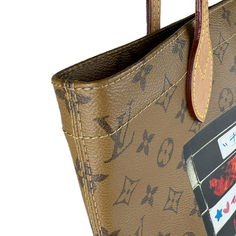 路易威登 (Louis Vuitton) LOUIS VUITTON 單肩包 Monogram Reverse Carry It 影片印花棕色 男女款 M45198 包郵 z9132-6