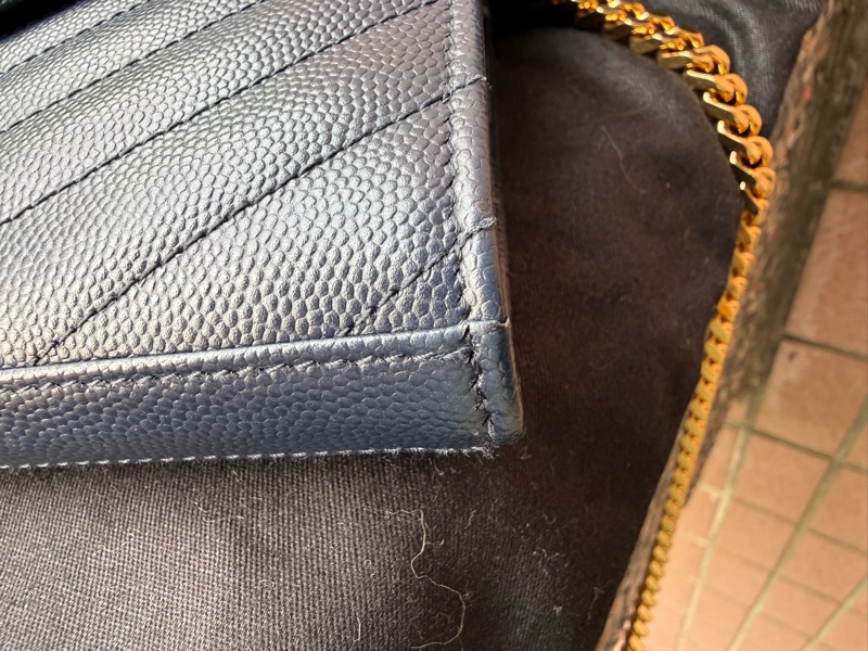 近新YSL深藍色山型紋魚子醬牛皮金鍊 大款WOC /鍊條包/斜背包 377828-7