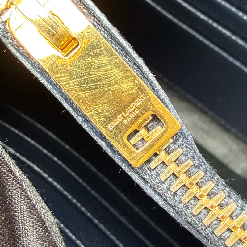 近新YSL深藍色山型紋魚子醬牛皮金鍊 大款WOC /鍊條包/斜背包 377828-14