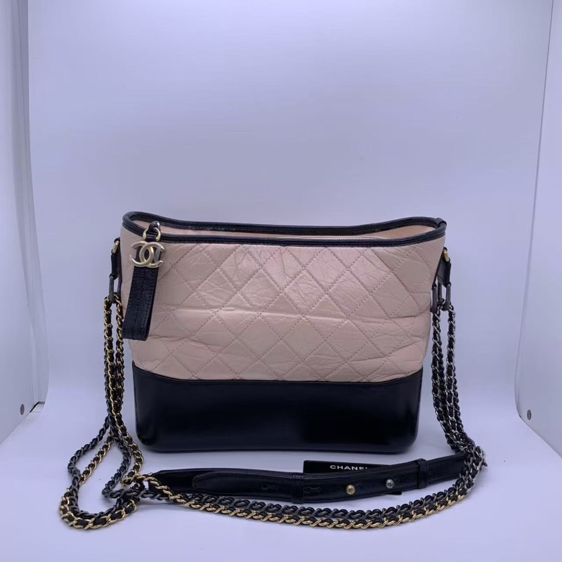 Chanel香奈兒流浪包中號米色拼黑色鏈條包-1