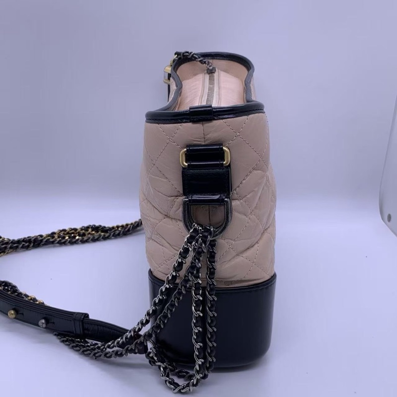 Chanel香奈兒流浪包中號米色拼黑色鏈條包-5