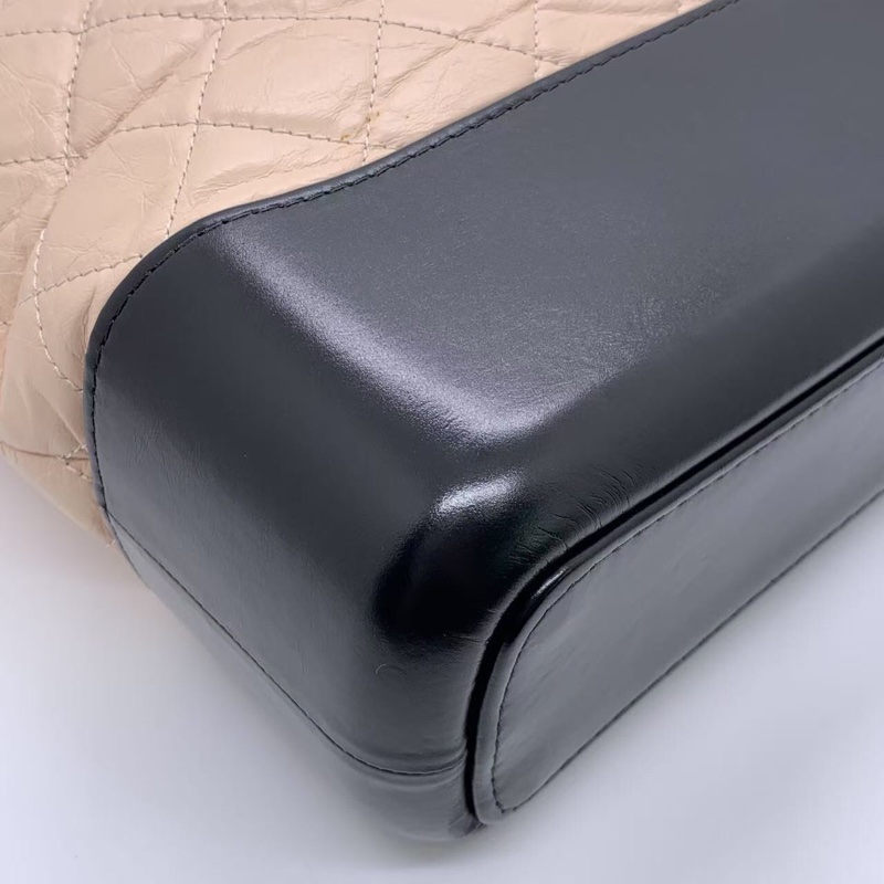 Chanel香奈兒流浪包中號米色拼黑色鏈條包-10