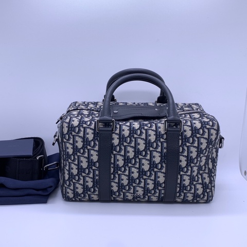 Dior迪奧 Lingot26波士頓老花手提單肩包,男女同款 上身超級帥氣,尺寸26x16×14.5