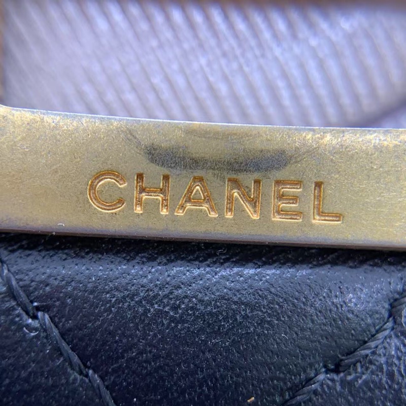 二手Chanel香奈兒Woc2.55徽章限量款鏈條包,鐳射26開-11