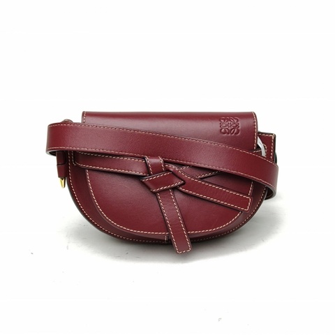 LOEWE 酒紅色牛皮gate腰包