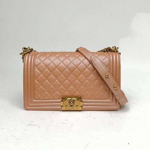 CHANEL Leboy中號珠光粉牛皮20開金扣