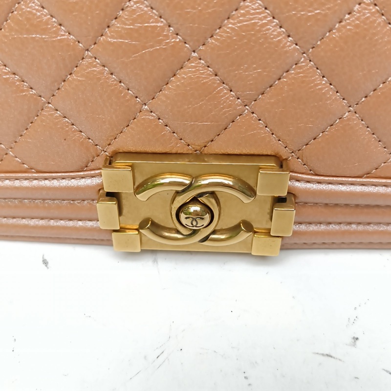 CHANEL Leboy中號珠光粉牛皮20開金扣-4