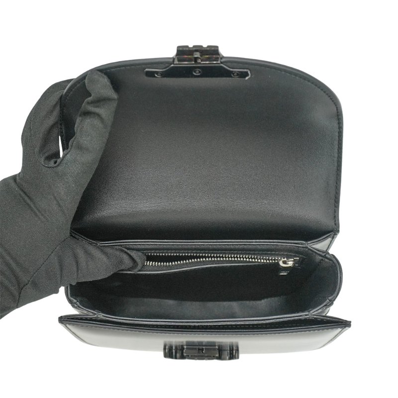 Celine 展示品 So Black Besace Clea 亮面小牛皮手提斜背二用包(黑)-4