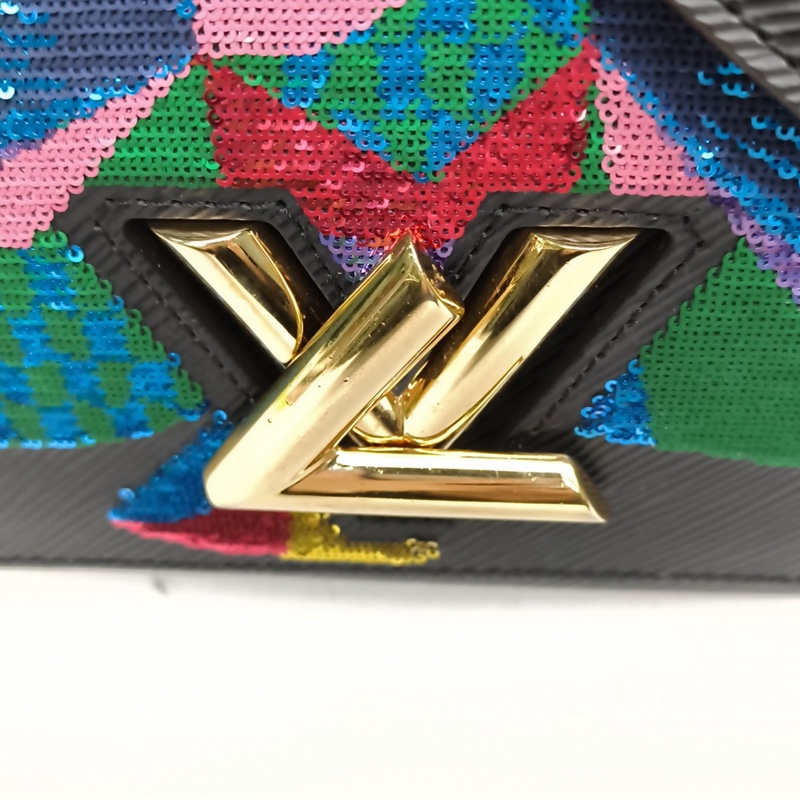 LOUIS VUITTON TWIST中號圖案水波紋牛皮金扣亮片刺繡巨嘴鳥限量款-4