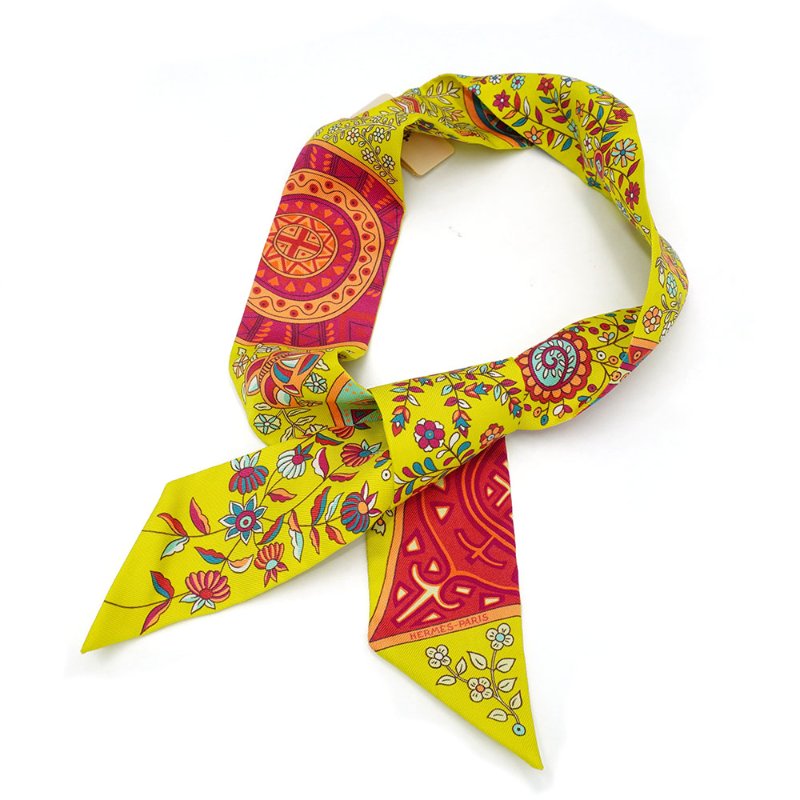 Hermes 黃底花草動物園 Twilly 絲巾(螢光黃/藍/紅)-3