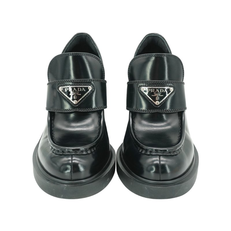Prada 展示品 拋光皮革樂福鞋#37.5(黑)-1