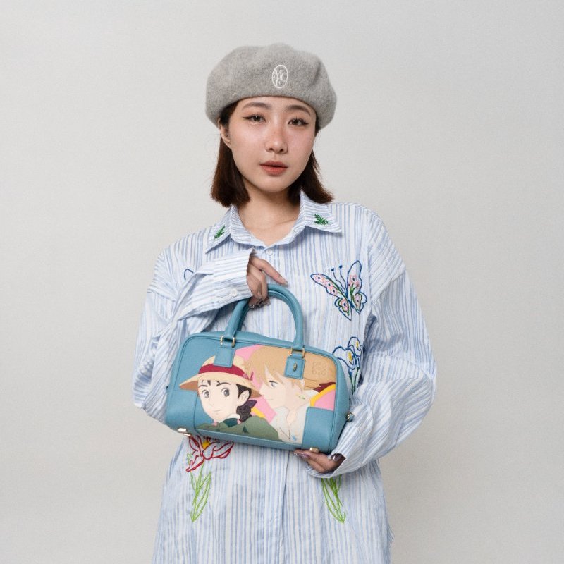 Loewe x 吉卜力 展示品 Amazona 23 霍爾與蘇菲圖案牛皮二用包(藍)-0