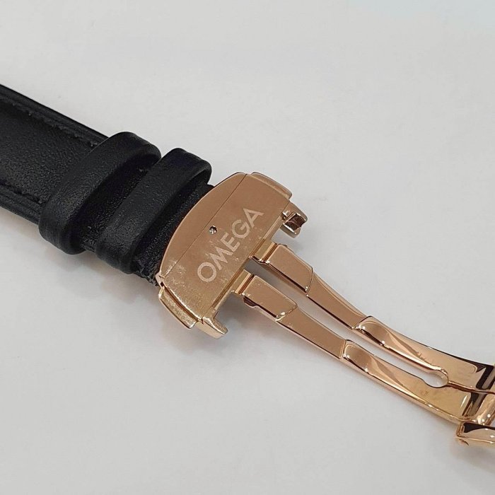 【大眾名錶】OMEGA歐米茄 4652.20.32 碟飛系列 白面 同軸擒縱 動力儲存 日期窗/動能顯示 底蓋裸空 G212-7