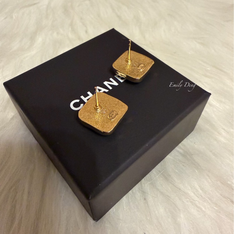 Chanel 黑色方糖耳環-3