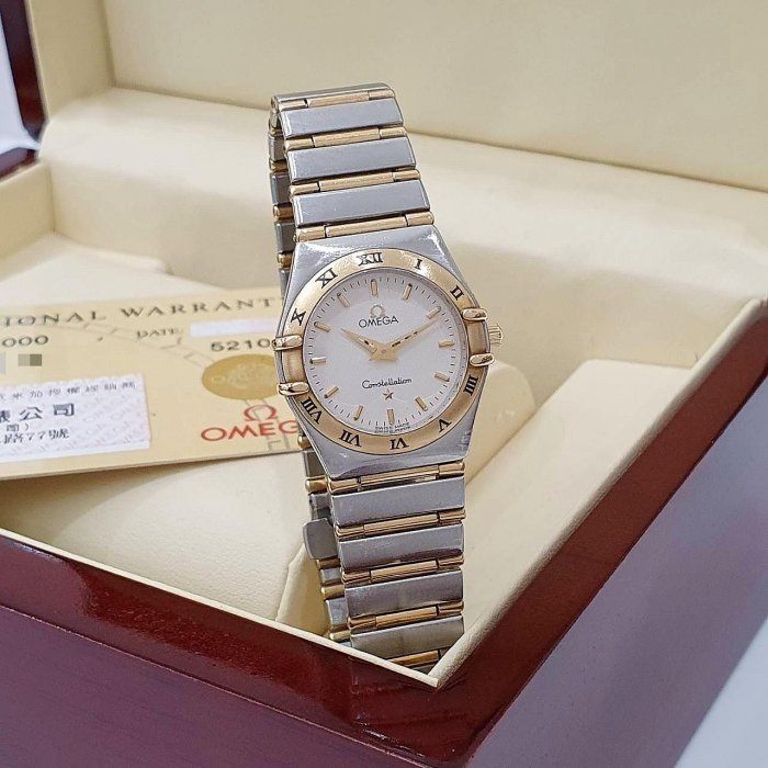 【大眾名錶】OMEGA 歐米茄 1272.30.00 星座系列 半金石英錶 白色菱格紋面盤 大眾名錶B984-4