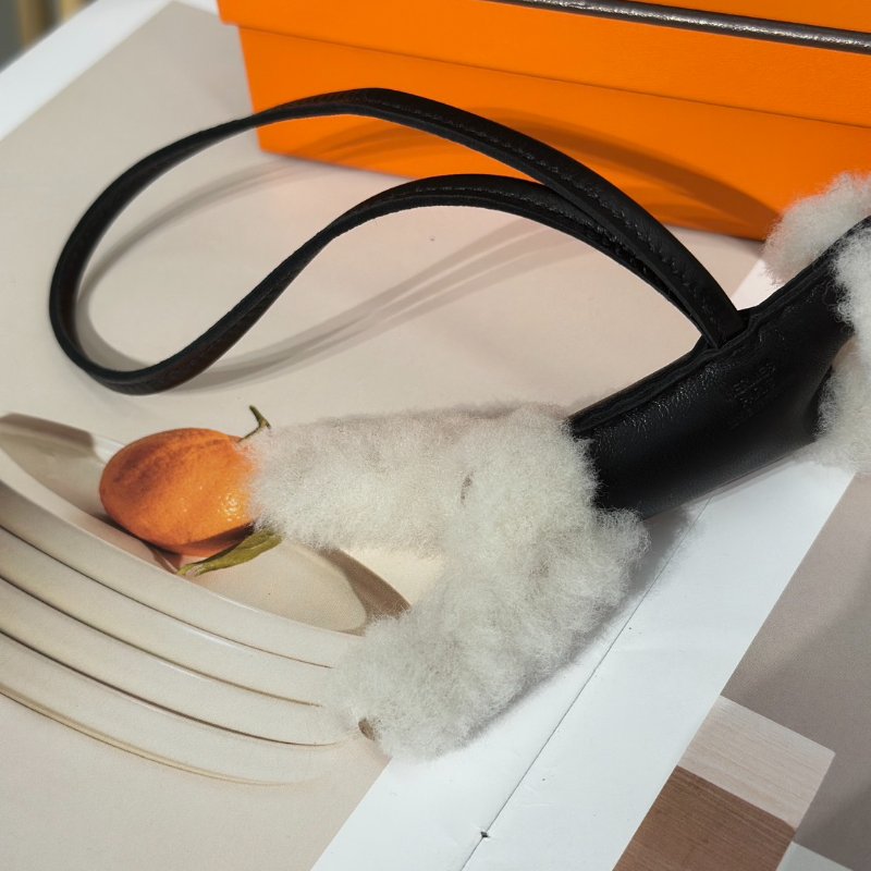 HERMES Budy charm狐狸犬 - 黑 K-7